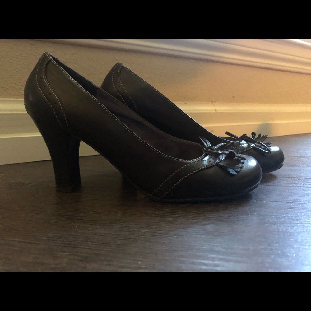 Mudd Heels